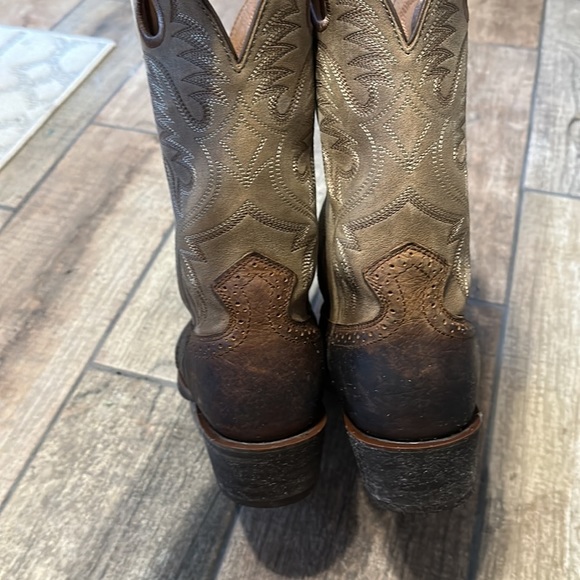 Ariat Men’s‎ Brown Heritage Roughstock Leather Western Boot - Picture 5 of 10